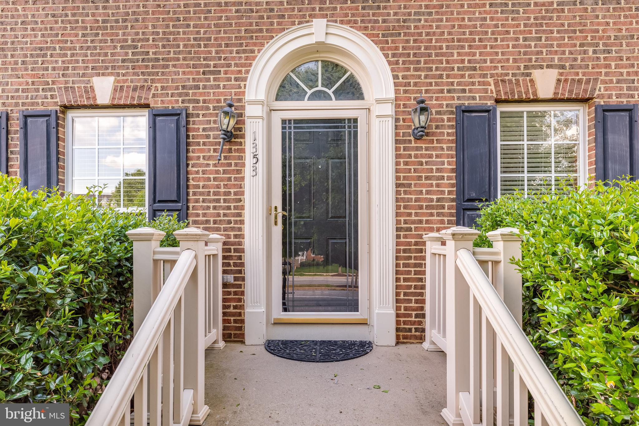 LAKELAND PLACE - Residential