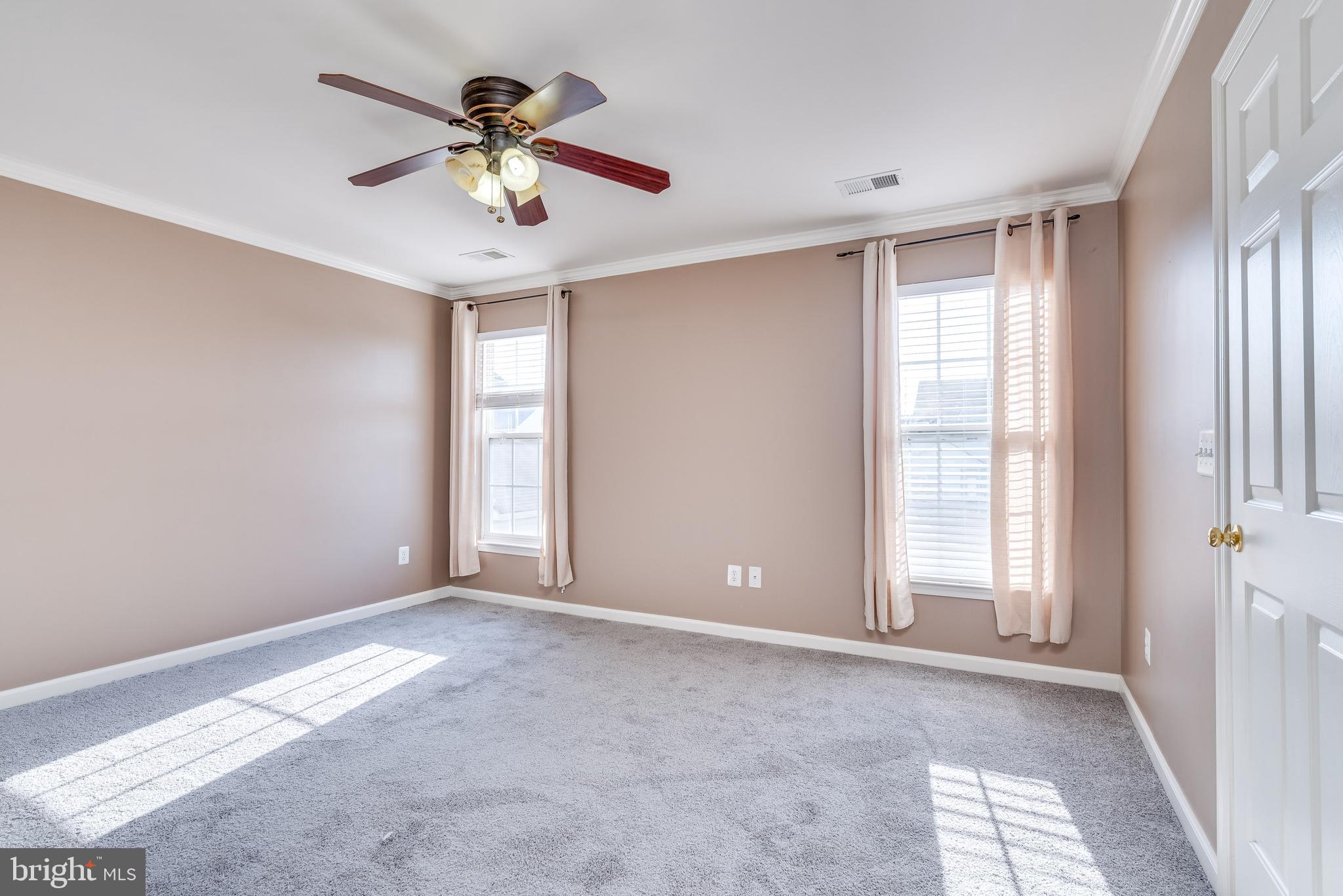 LAKELAND PLACE - Residential