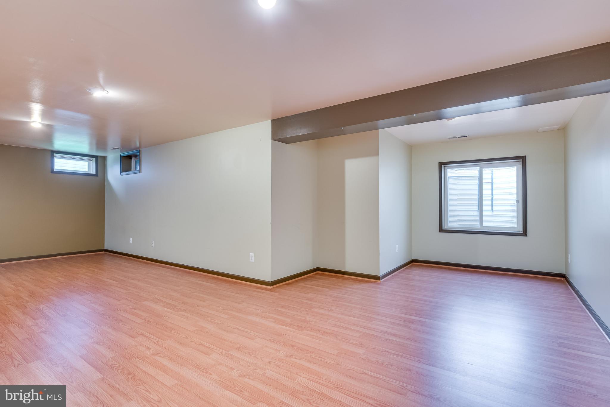 LAKELAND PLACE - Residential