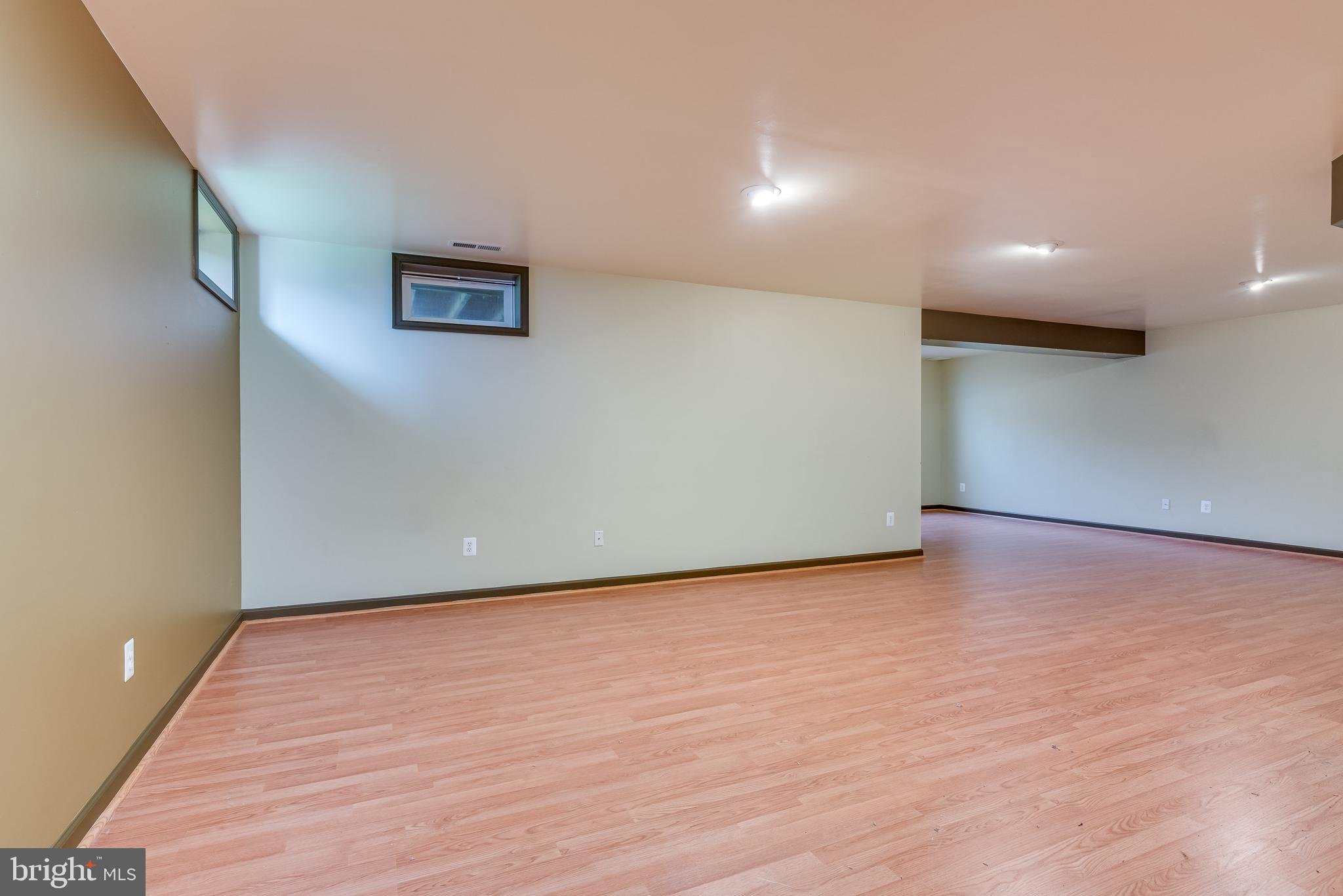 LAKELAND PLACE - Residential