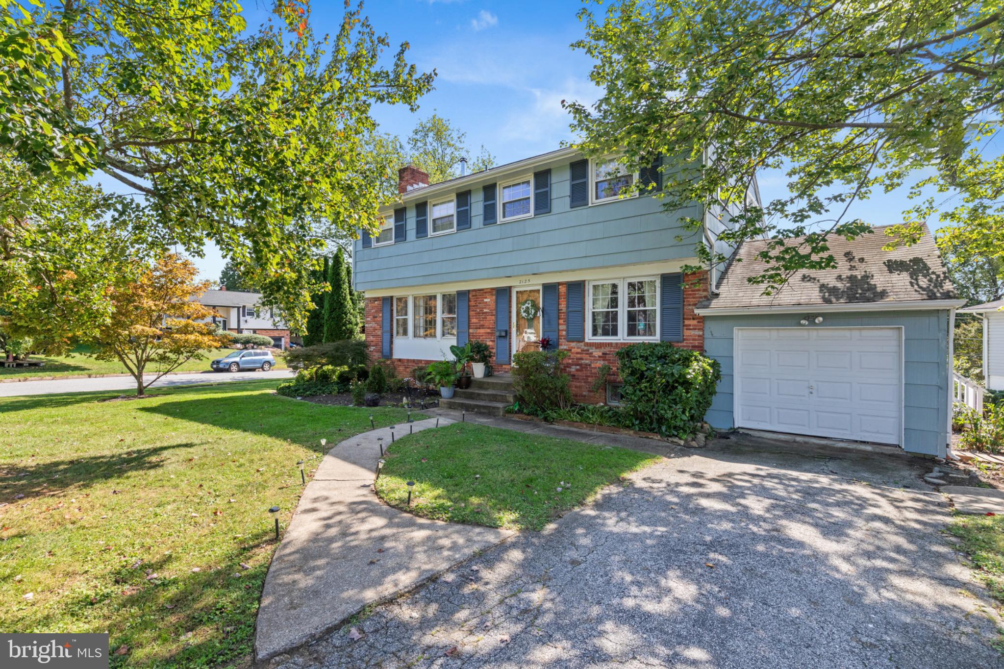 FOUNTAIN HILL - Residential