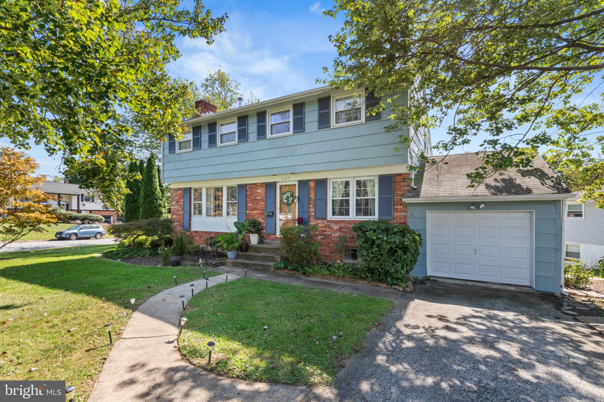 FOUNTAIN HILL - Residential