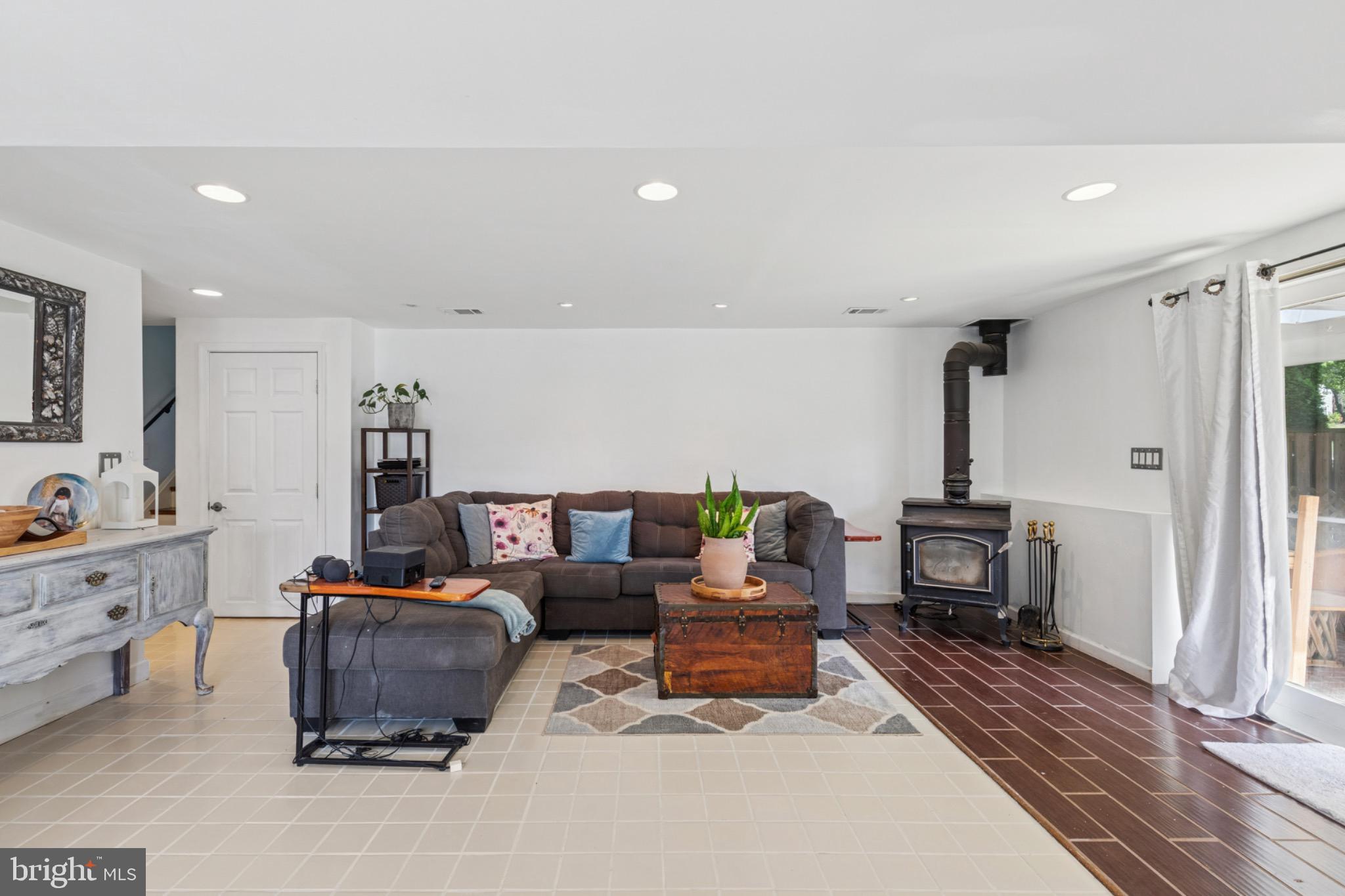 FOUNTAIN HILL - Residential