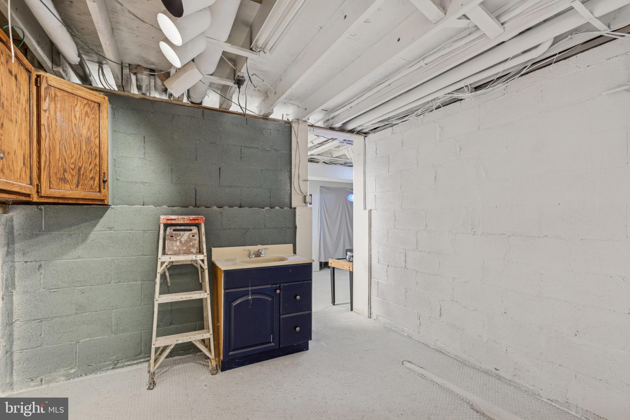 FOUNTAIN HILL - Residential