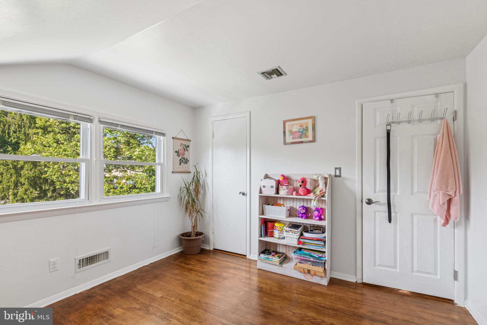 FOUNTAIN HILL - Residential