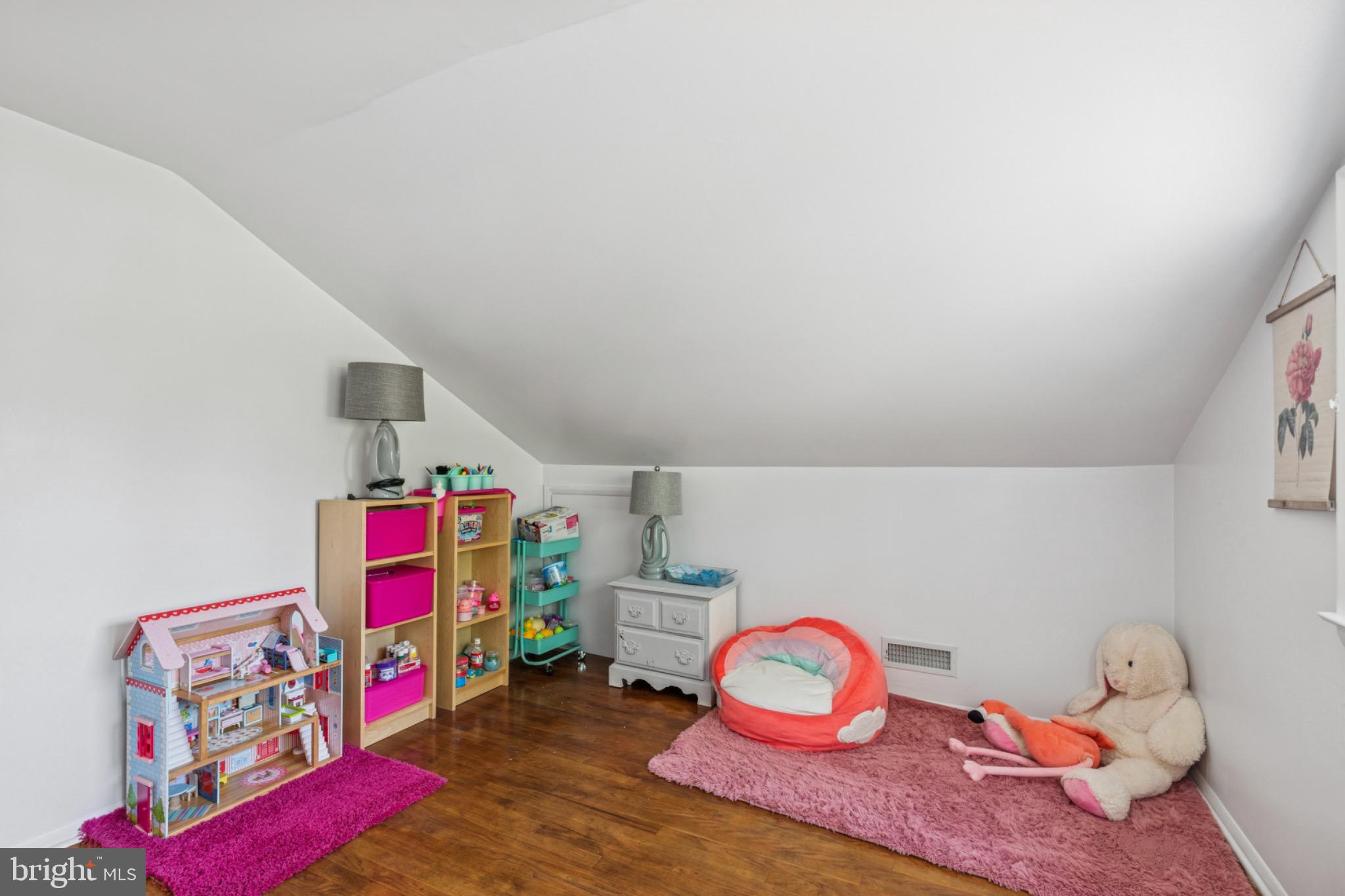 FOUNTAIN HILL - Residential