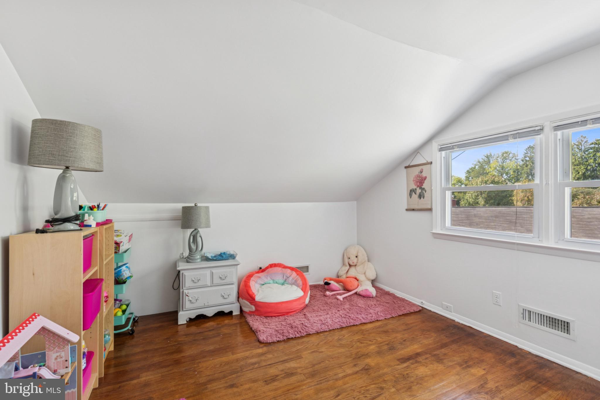 FOUNTAIN HILL - Residential