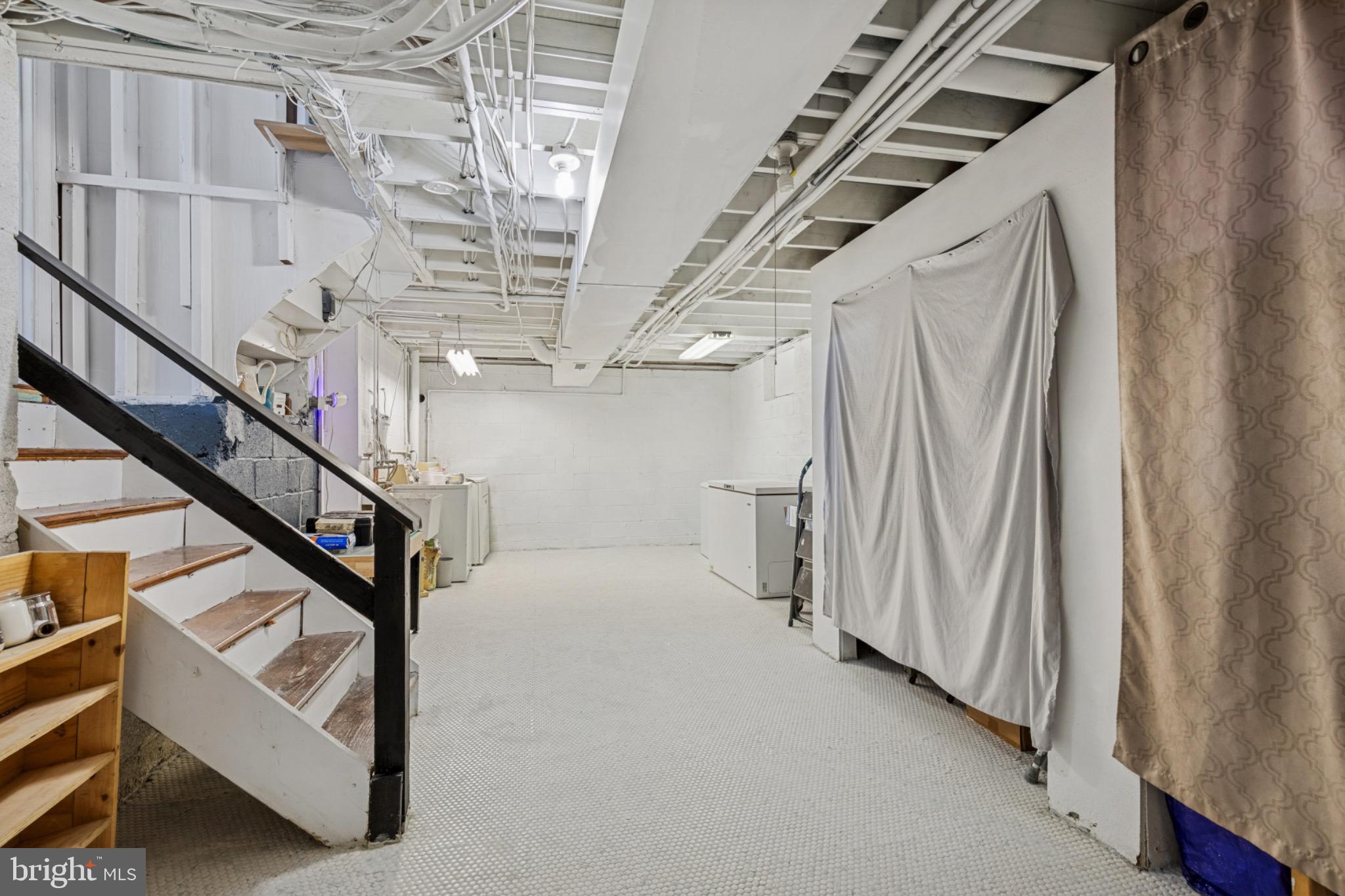 FOUNTAIN HILL - Residential