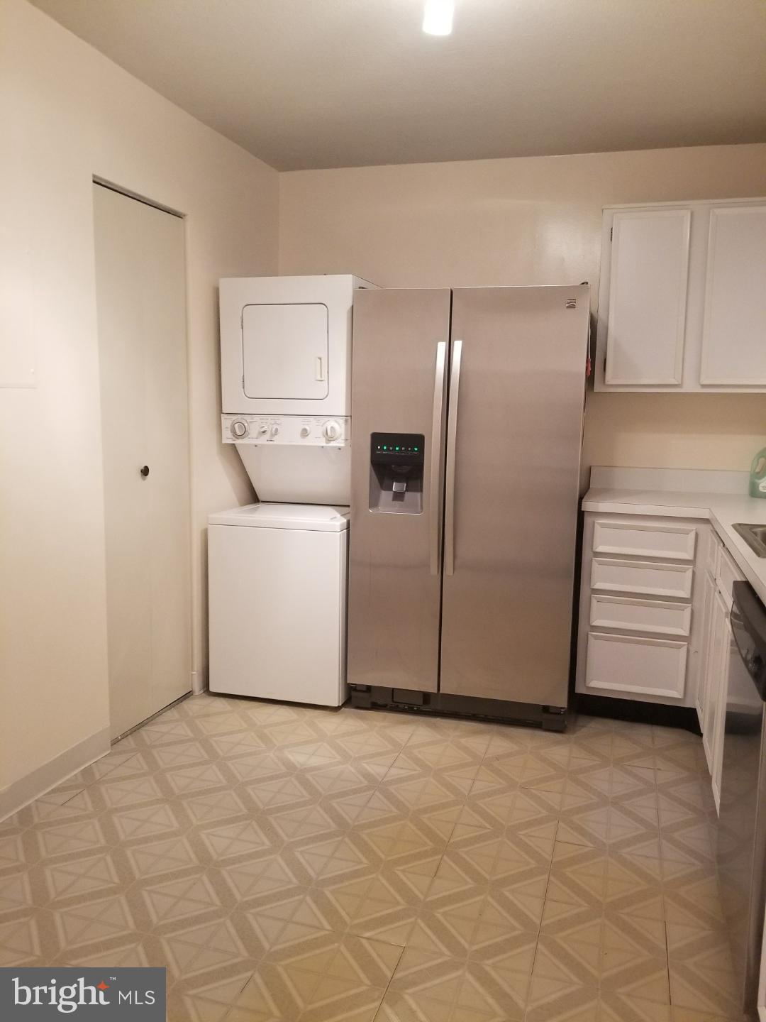 WATERGATE AT LANDMARK - Residential Lease