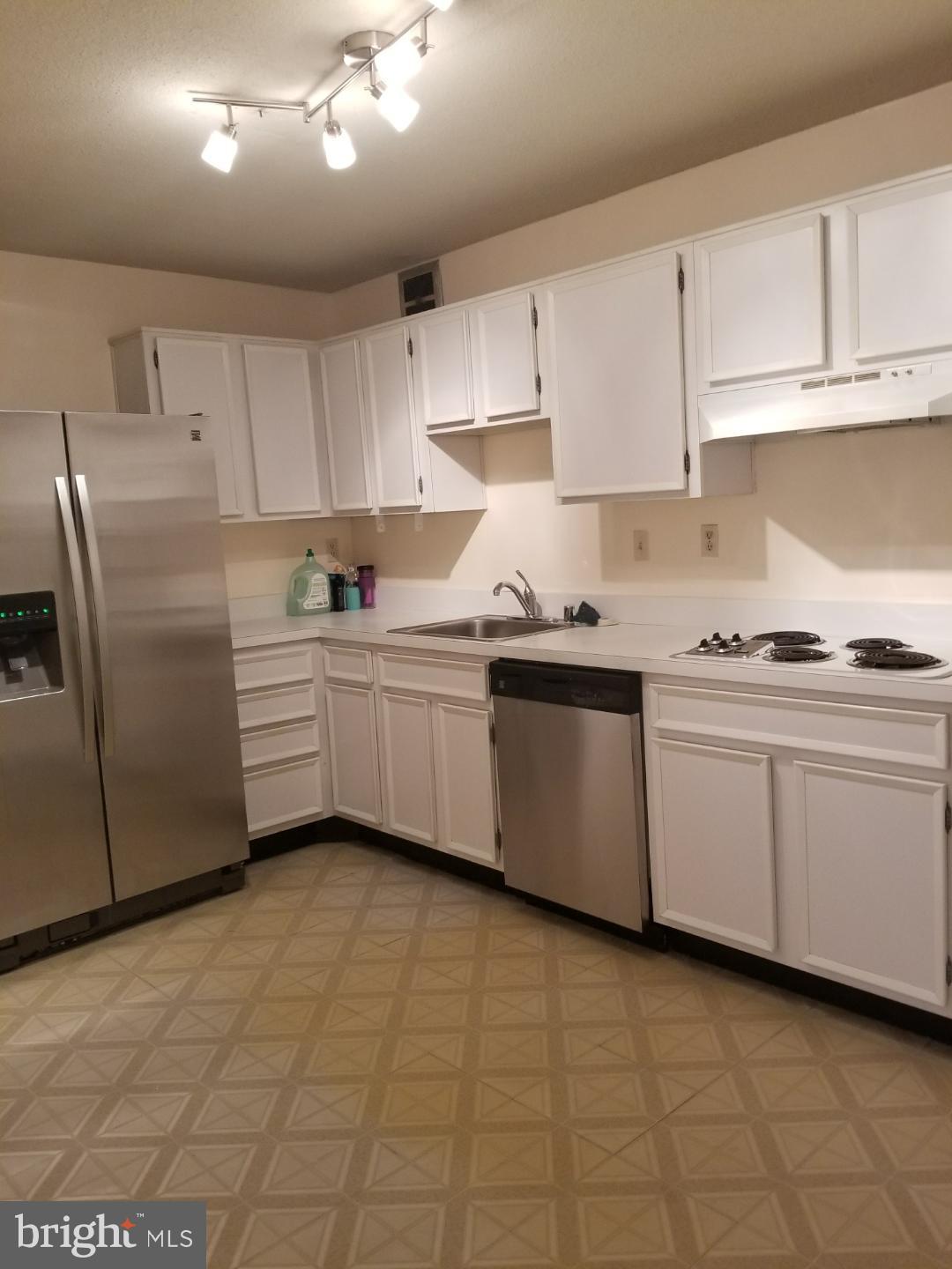 WATERGATE AT LANDMARK - Residential Lease