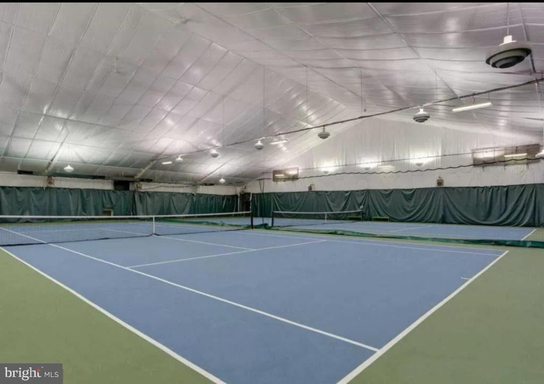 WATERGATE AT LANDMARK - Residential Lease