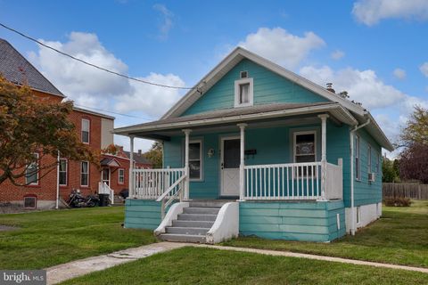 Photo of 907 Walnut Street, COLUMBIA, PA 17512 (MLS # PALA2078502)