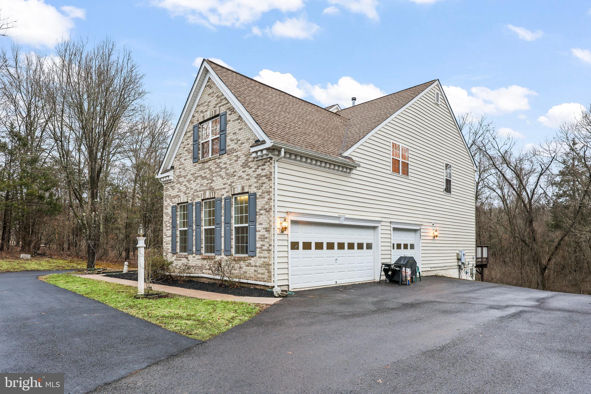 THE PADDOCKS AT DOWDEN DOWNS - Residential