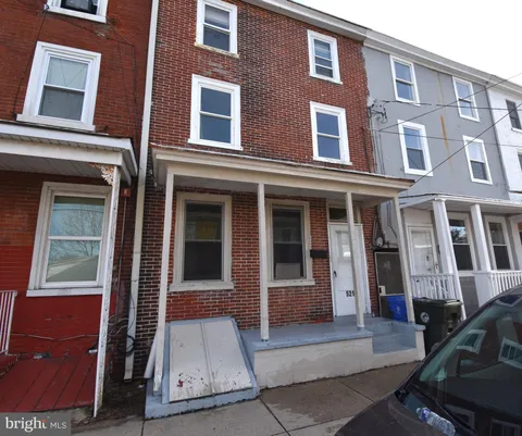 521 York Street, Burlington, NJ 08016 - #: NJBL2104276