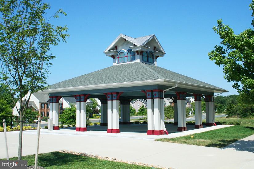 VILLAGE OF IDLEWILD - Residential Lease