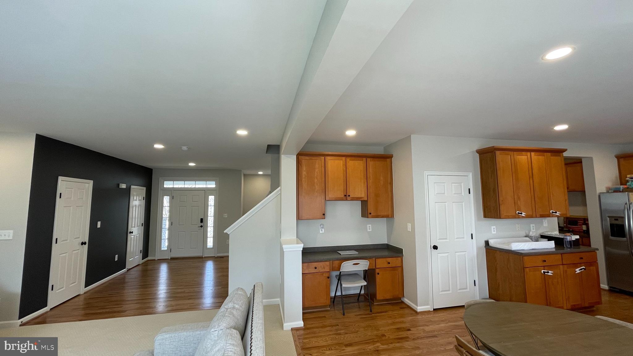 VILLAGE OF IDLEWILD - Residential Lease