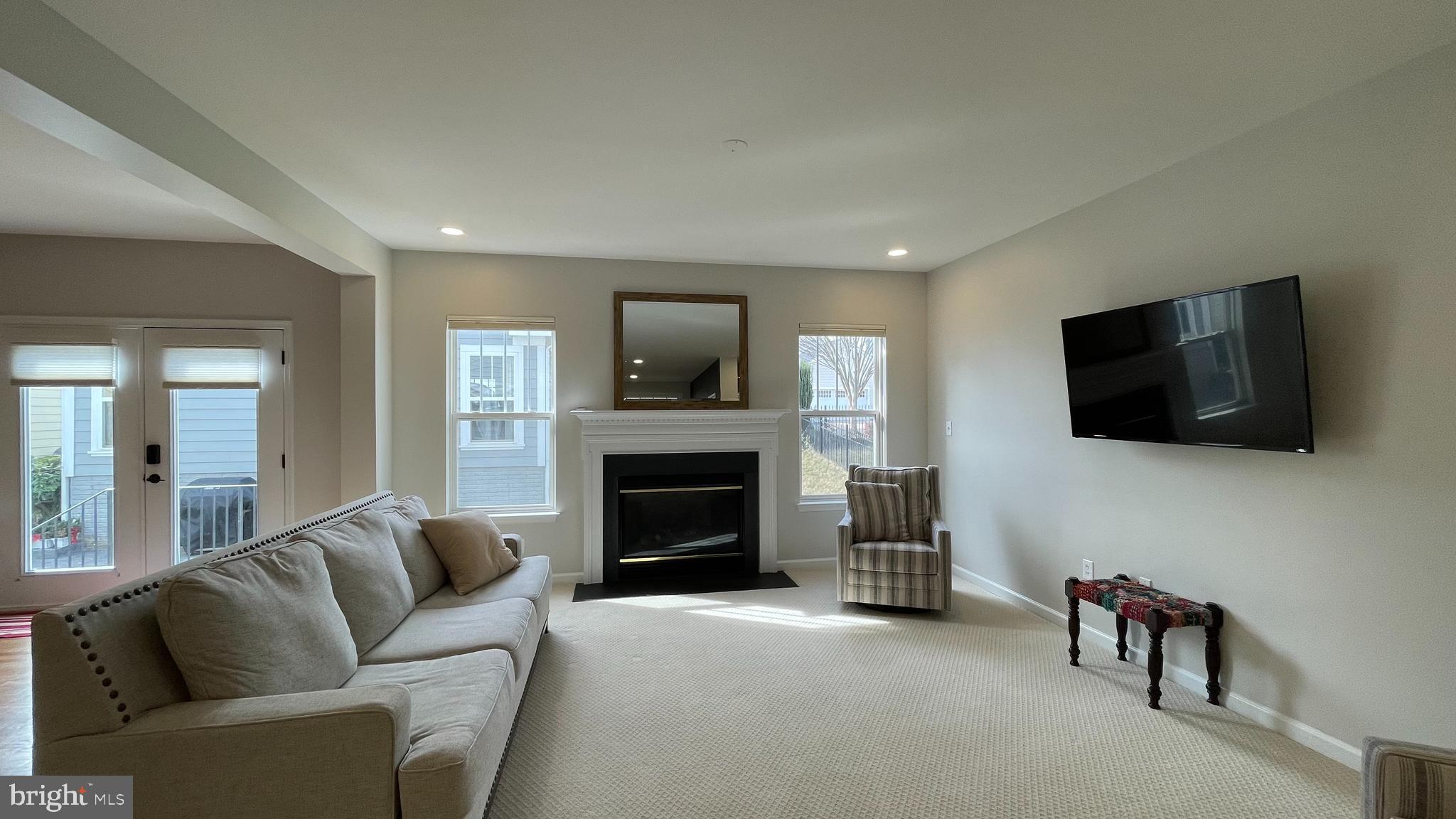 VILLAGE OF IDLEWILD - Residential Lease