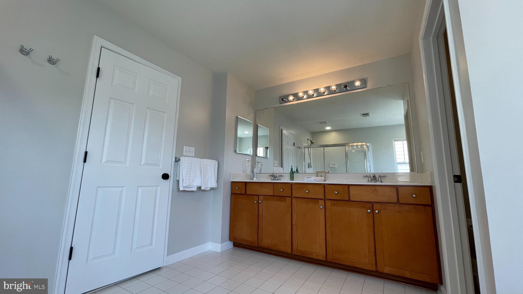 VILLAGE OF IDLEWILD - Residential Lease