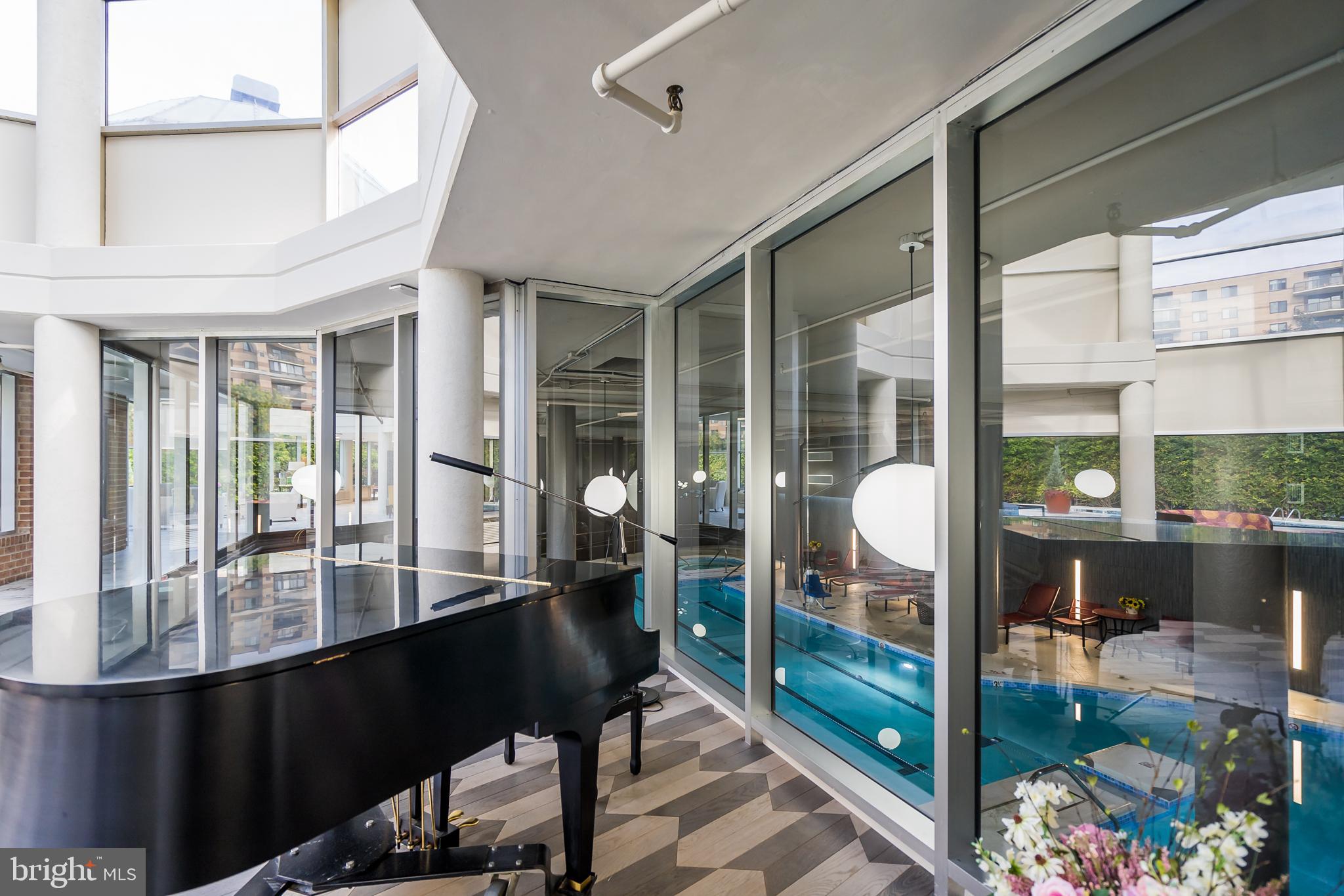 ROTONDA - Residential