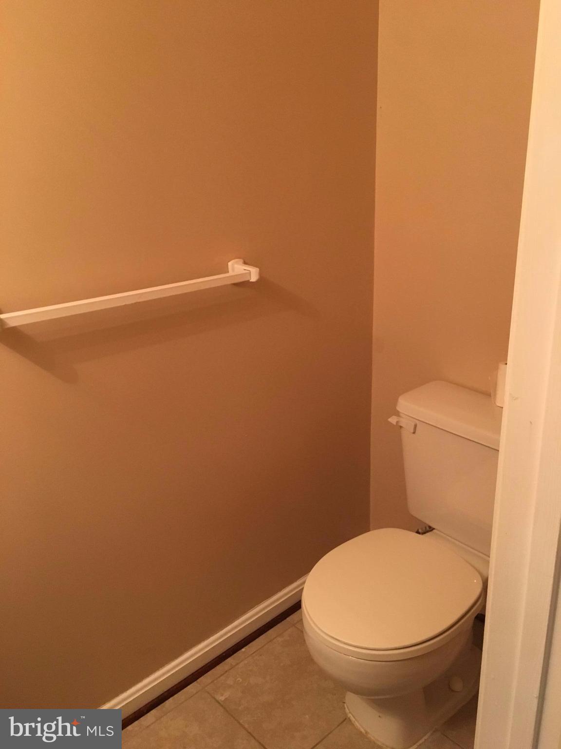 DALE CITY - Residential Lease