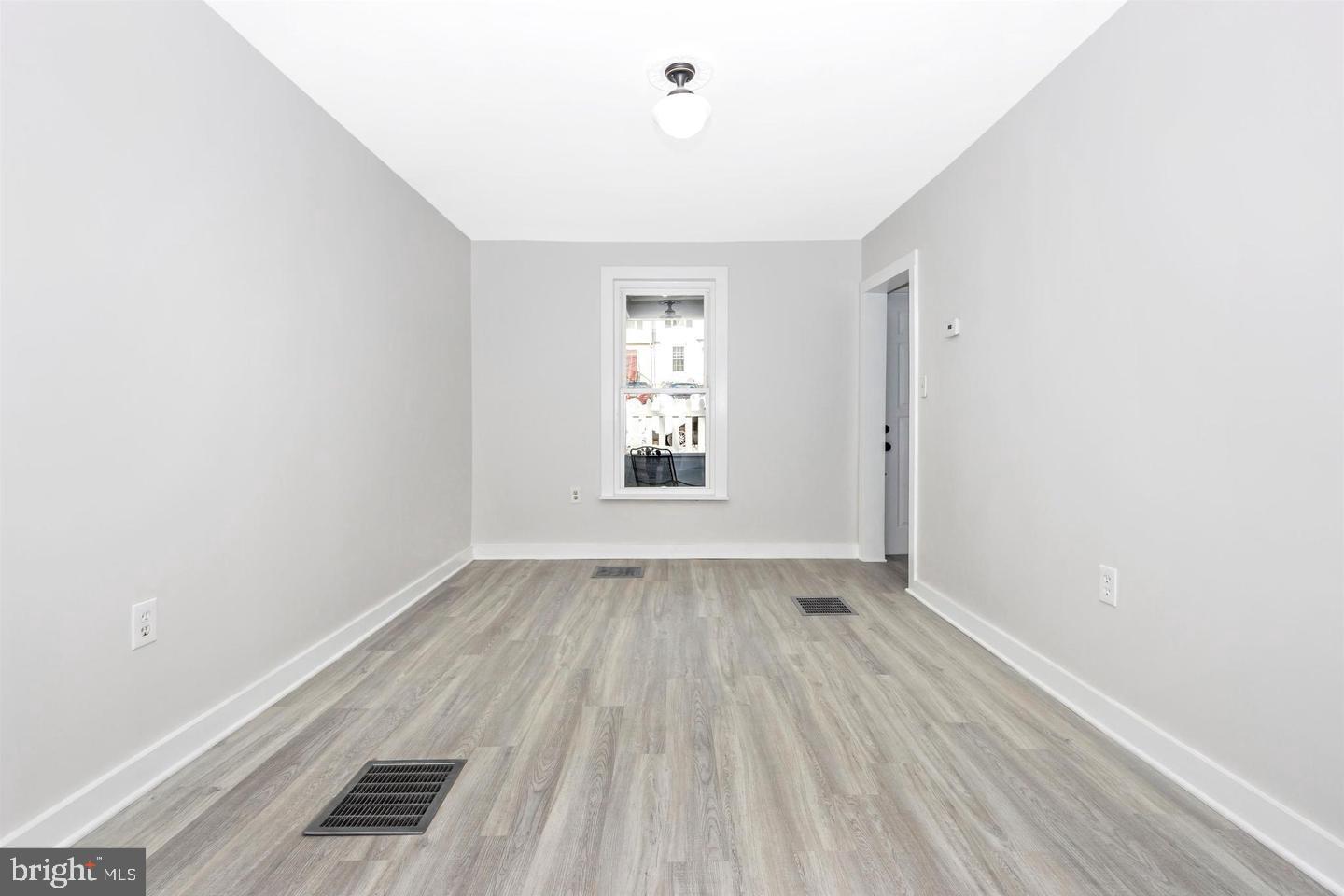 BRUNSWICK - Residential