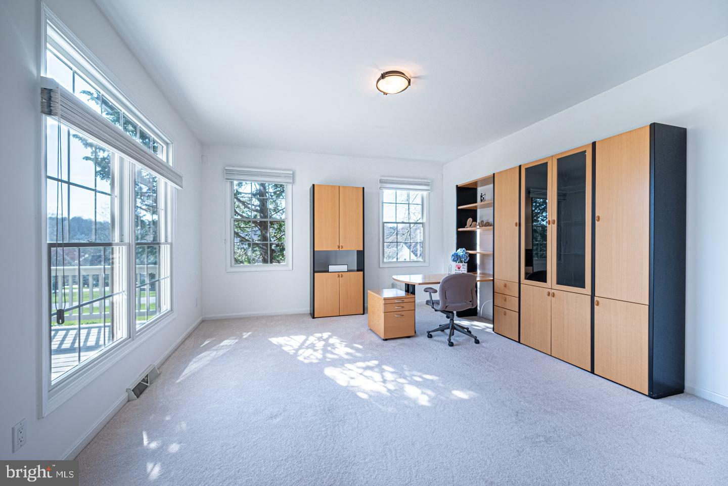 BROAD RUN KNOLL - Residential