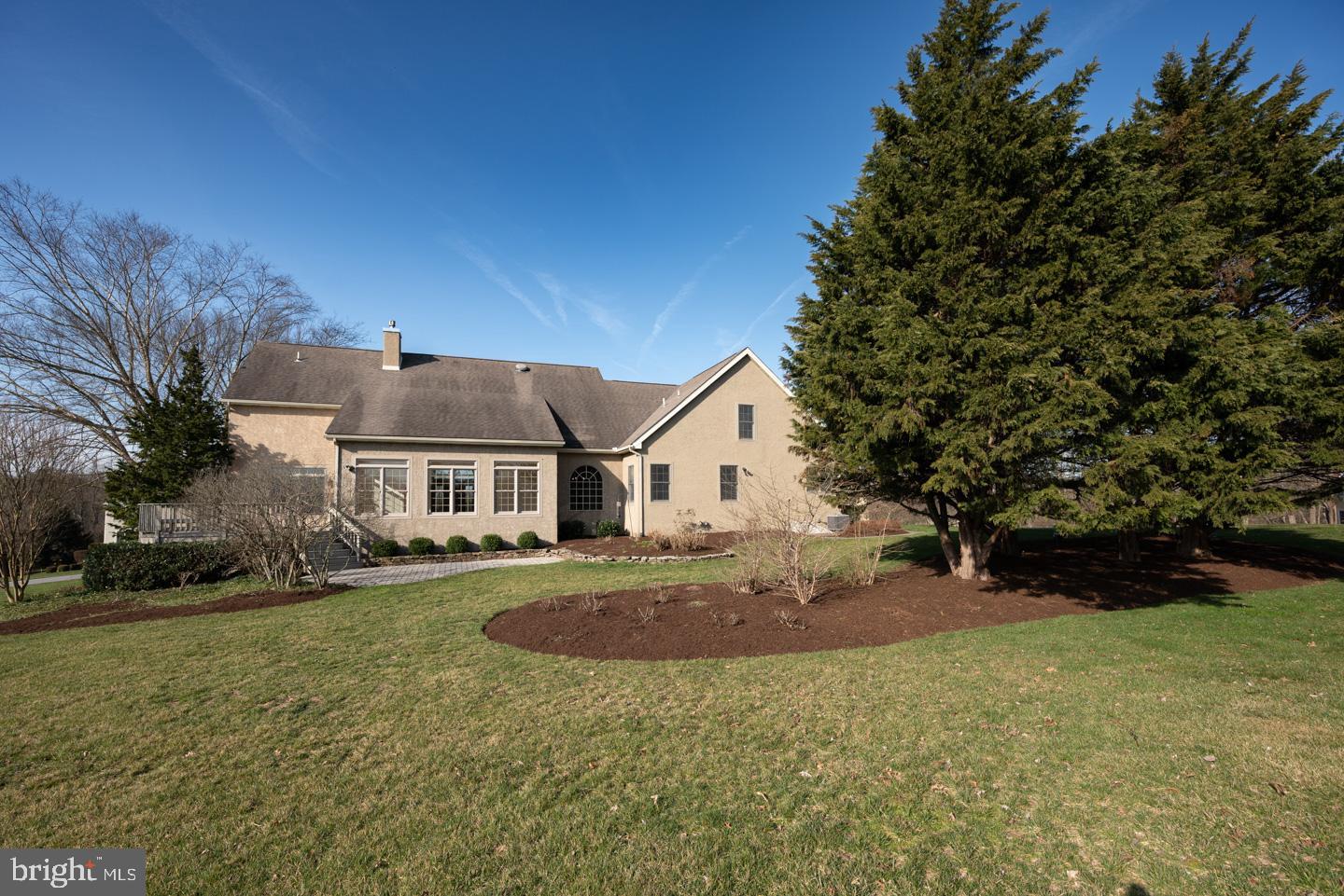 BROAD RUN KNOLL - Residential
