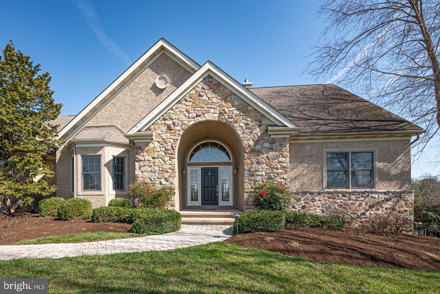 BROAD RUN KNOLL - Residential