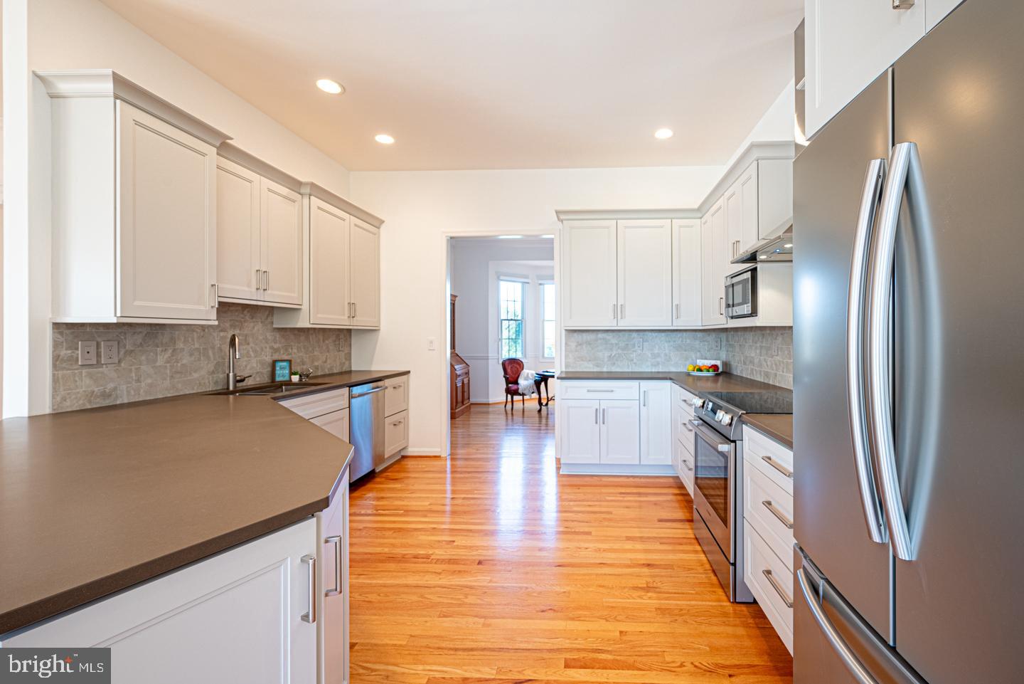 BROAD RUN KNOLL - Residential