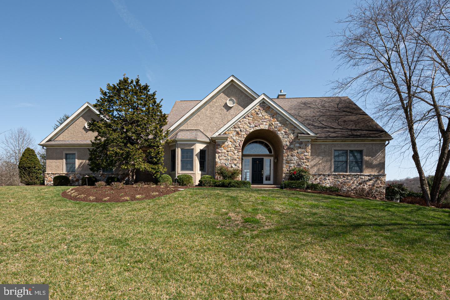 BROAD RUN KNOLL - Residential