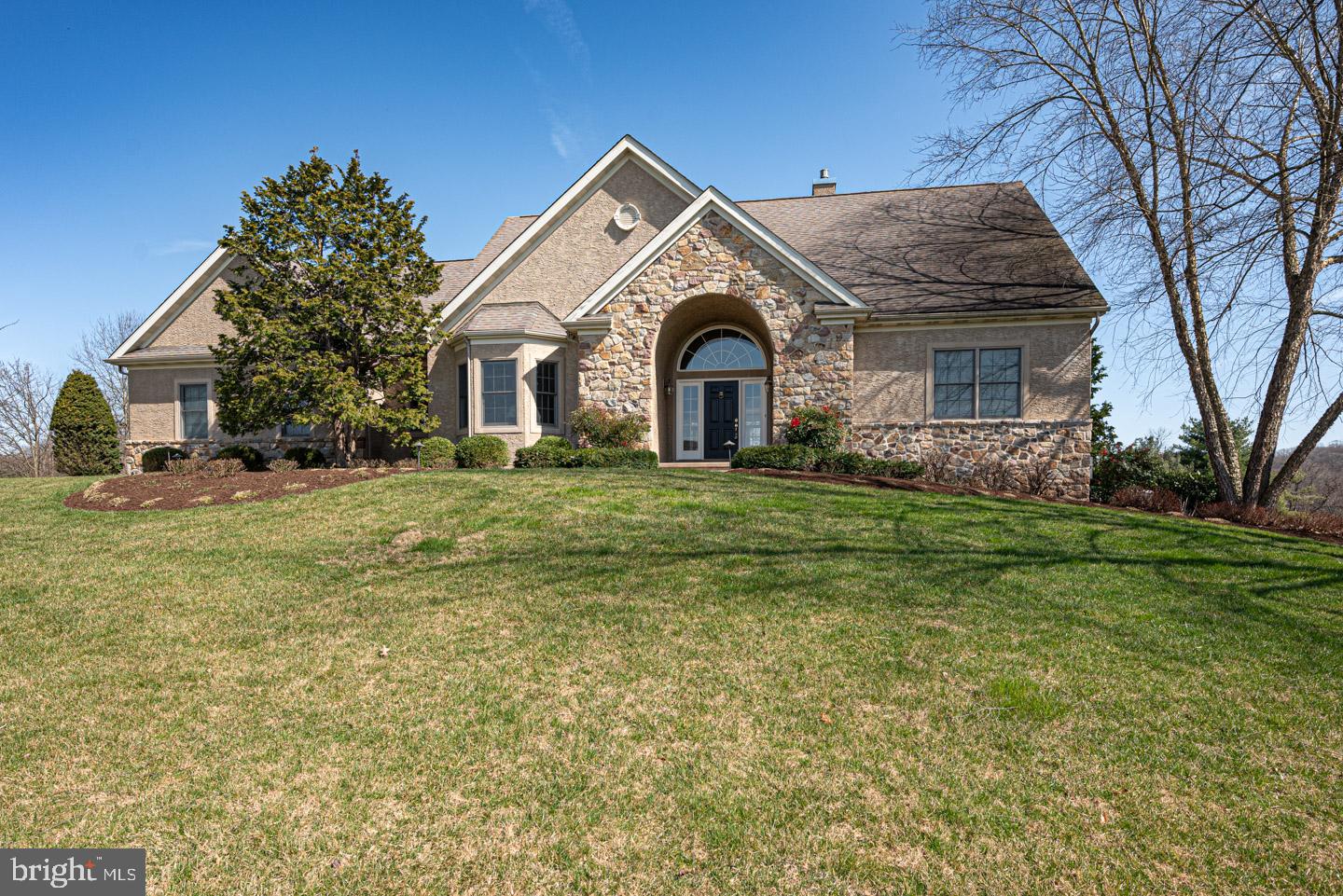 BROAD RUN KNOLL - Residential