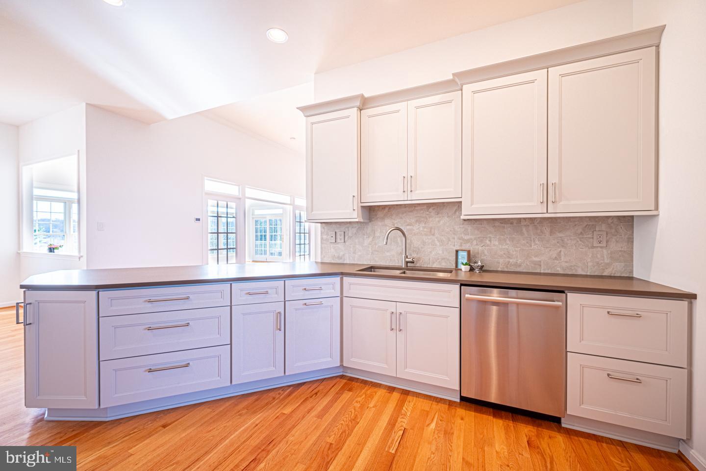 BROAD RUN KNOLL - Residential