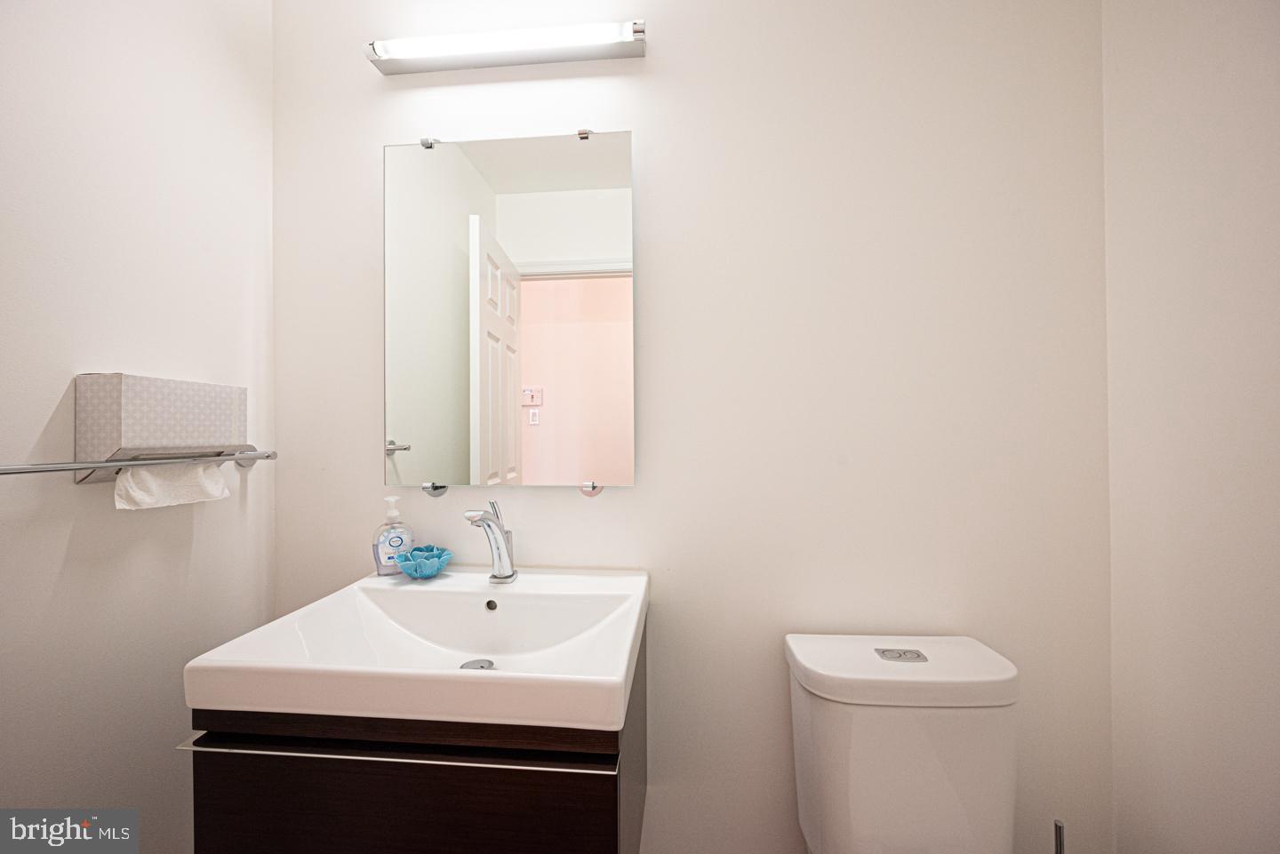 BROAD RUN KNOLL - Residential