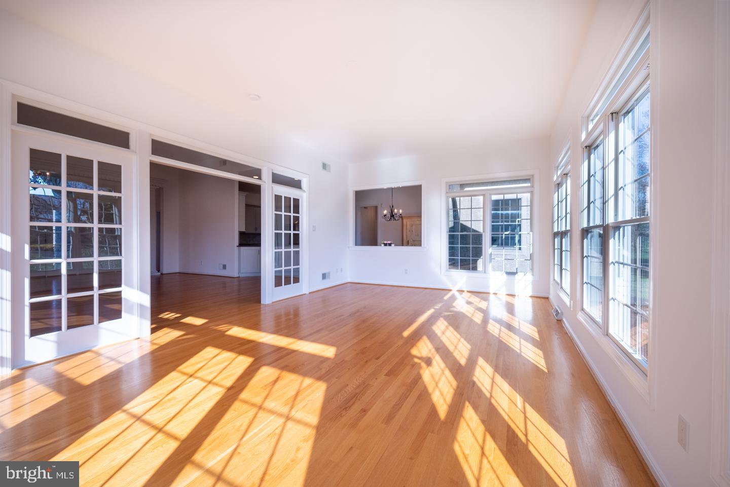 BROAD RUN KNOLL - Residential