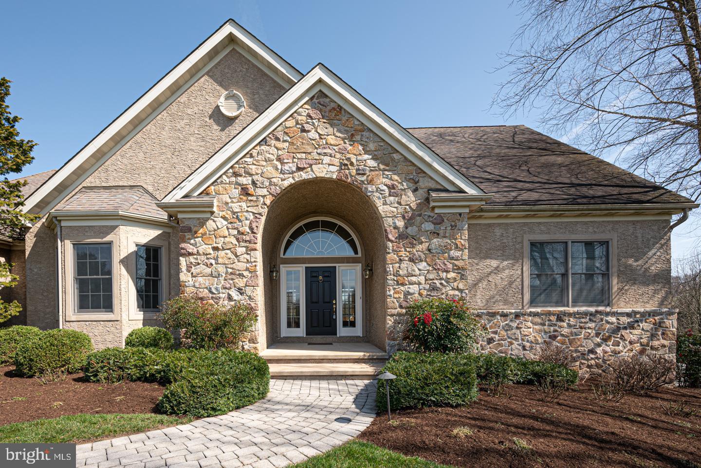 BROAD RUN KNOLL - Residential