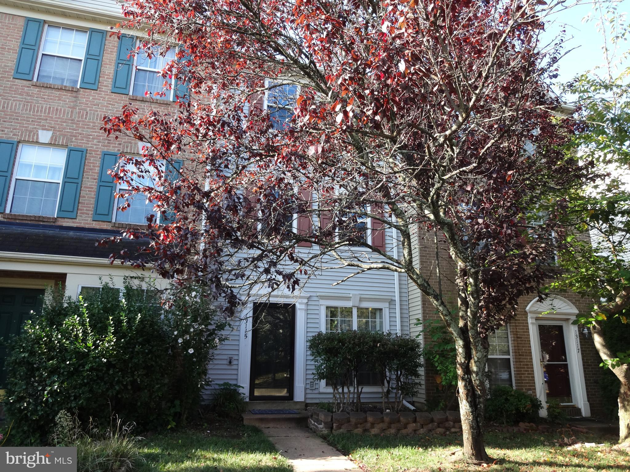 FAIR LAKES LAND BAY - Residential Lease