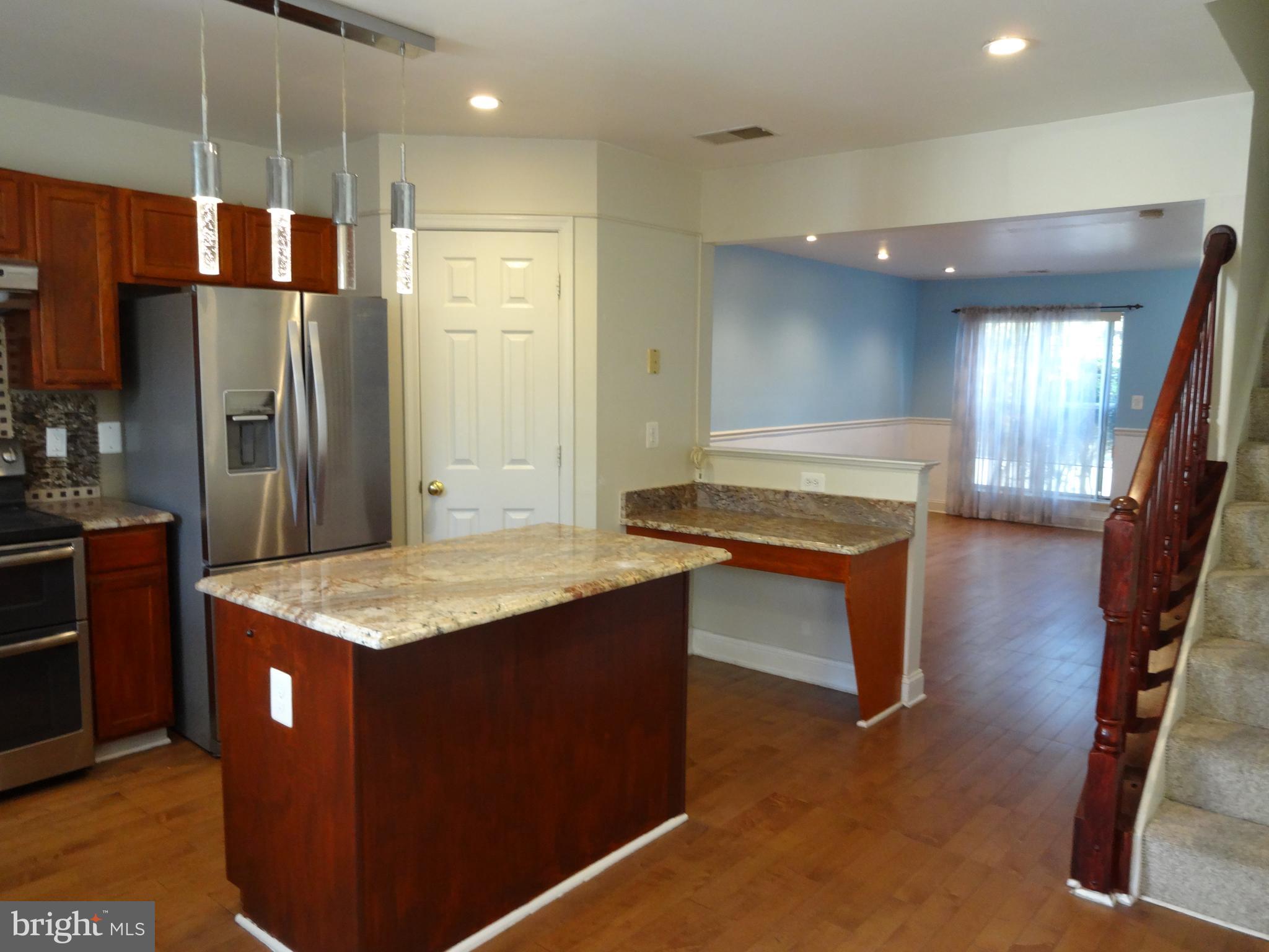 FAIR LAKES LAND BAY - Residential Lease