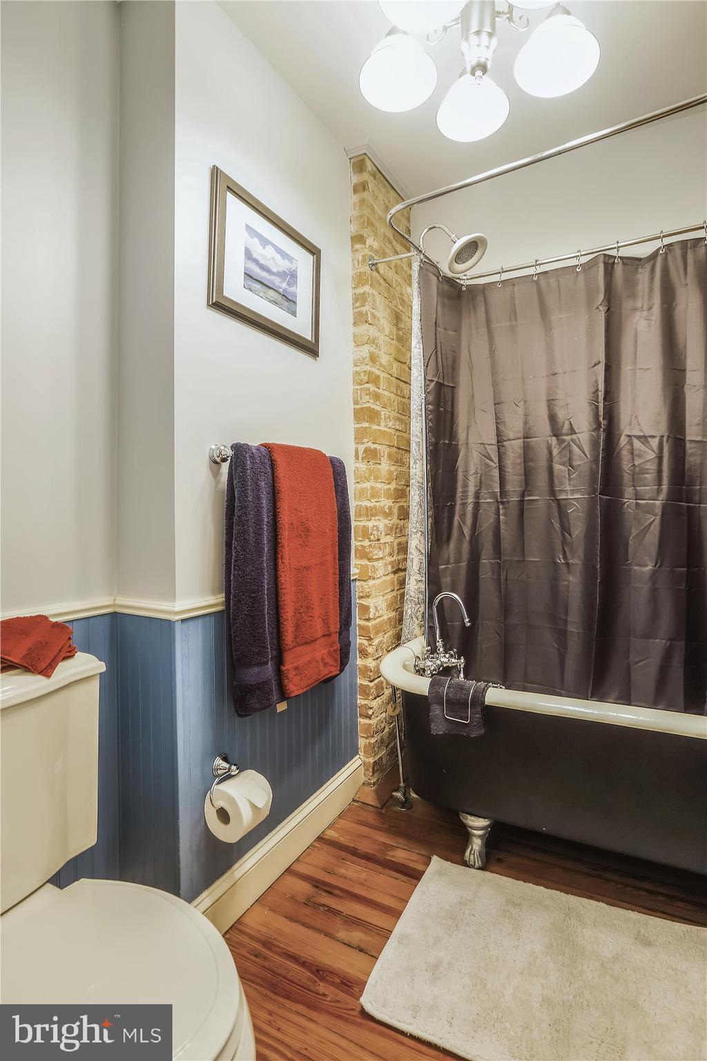 EASTPORT - Residential