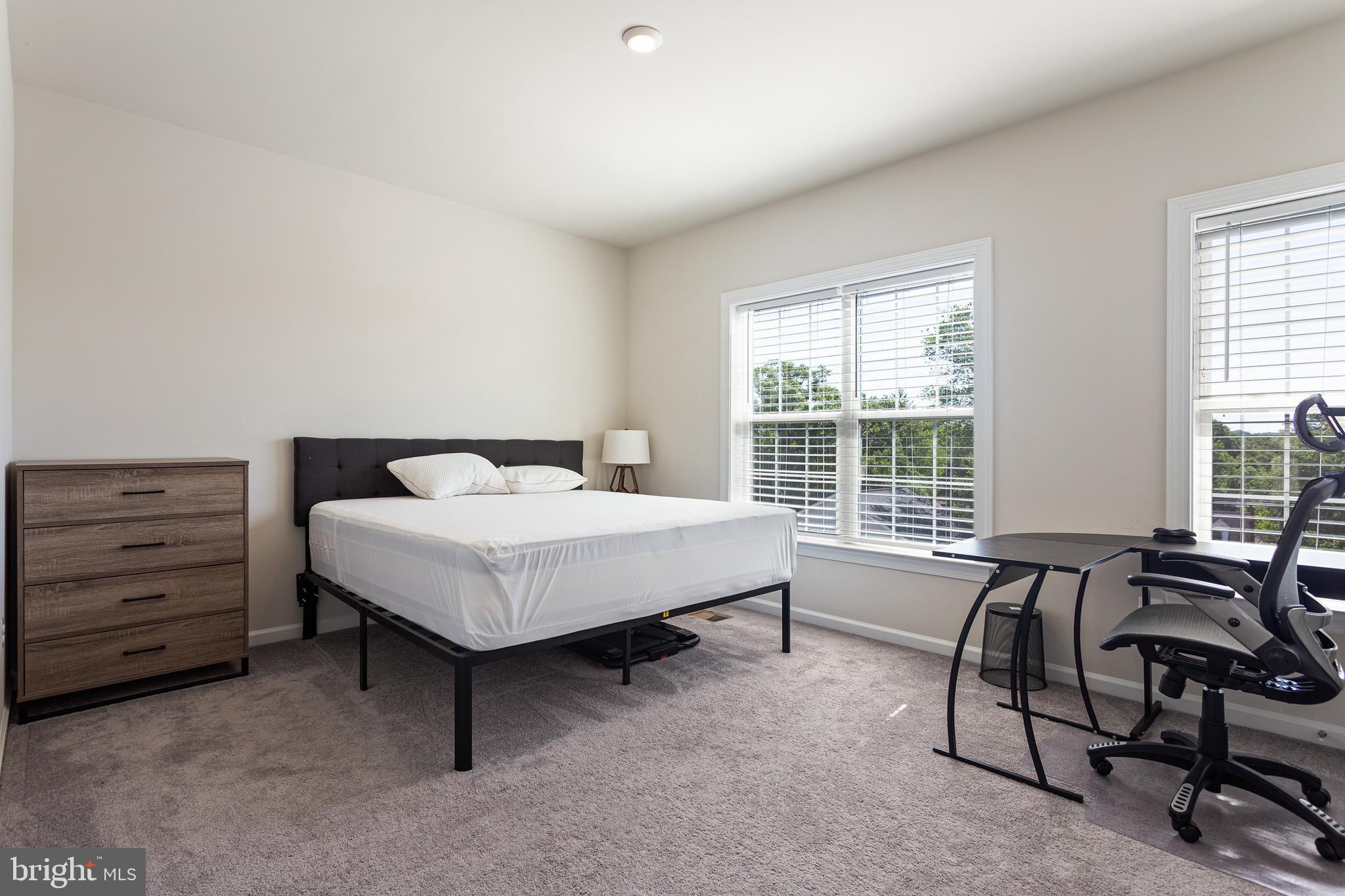 METROPOLITAN AT COLLEGE PARK - Residential Lease