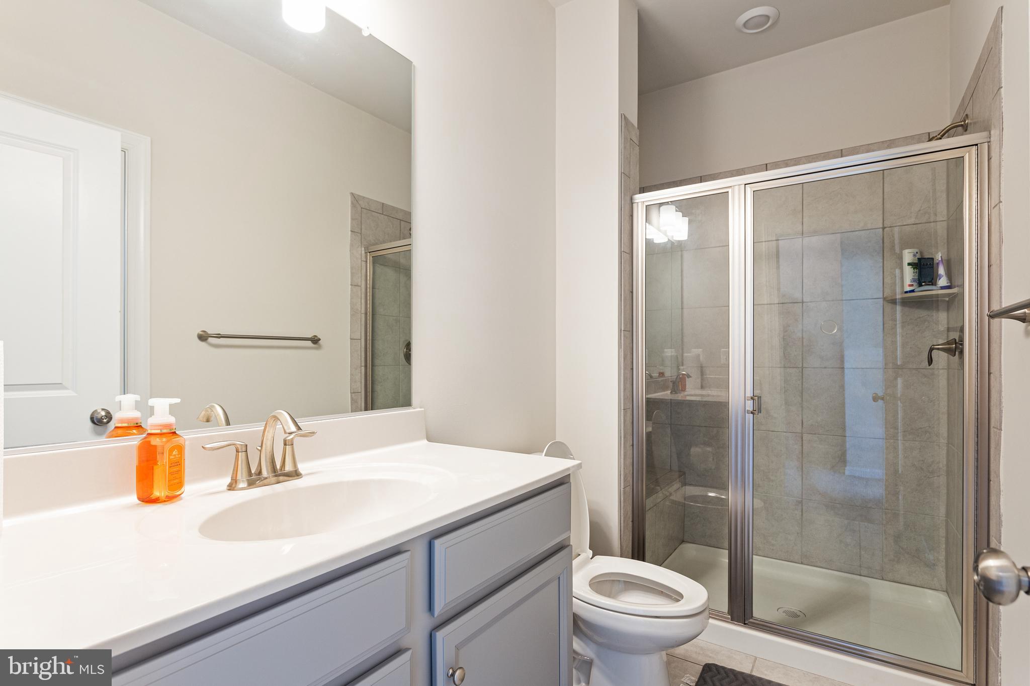 METROPOLITAN AT COLLEGE PARK - Residential Lease