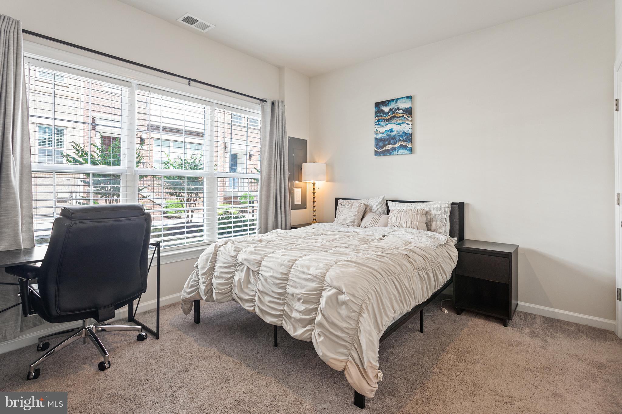 METROPOLITAN AT COLLEGE PARK - Residential Lease