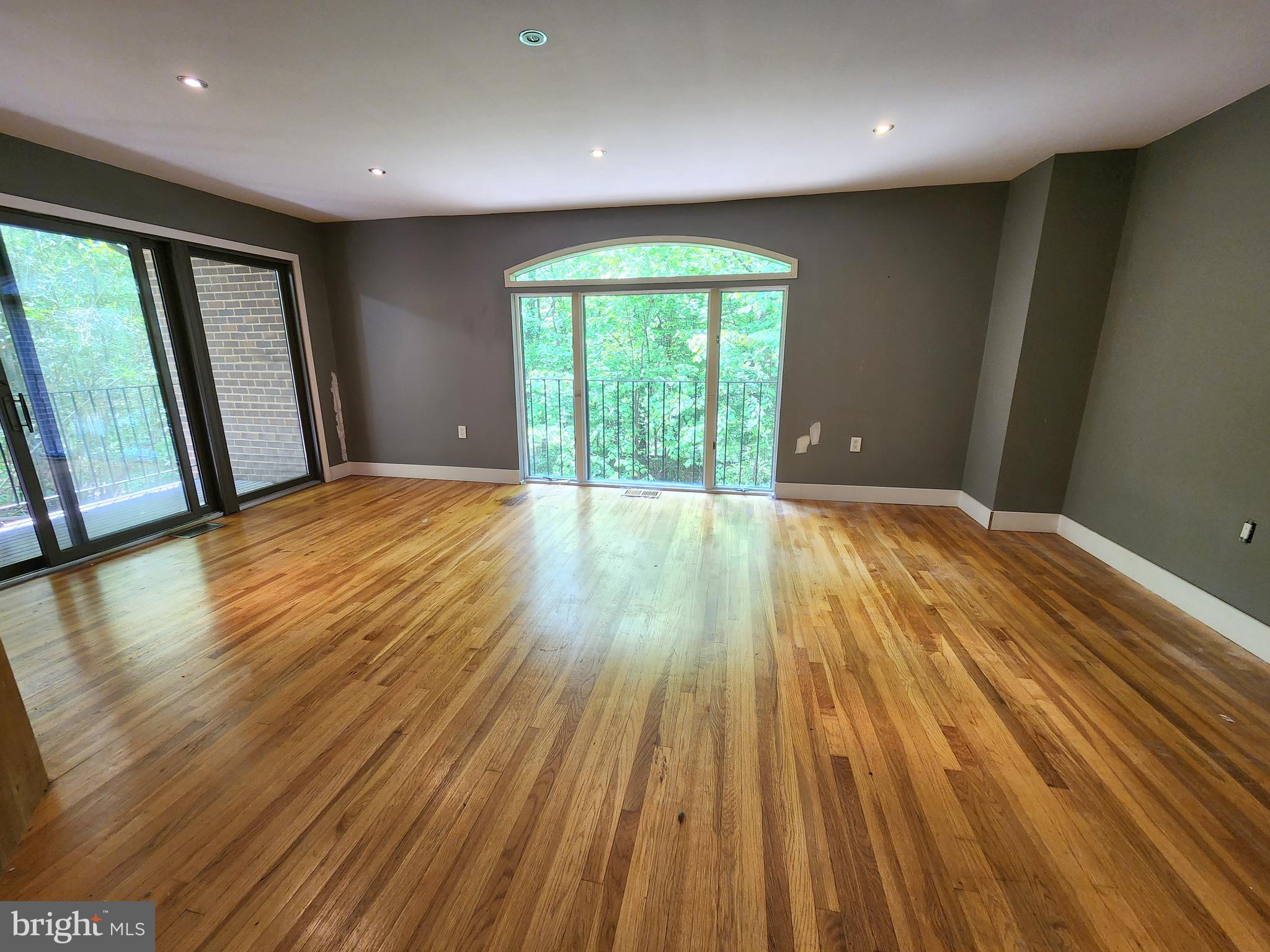 INVERNESS FOREST - Residential