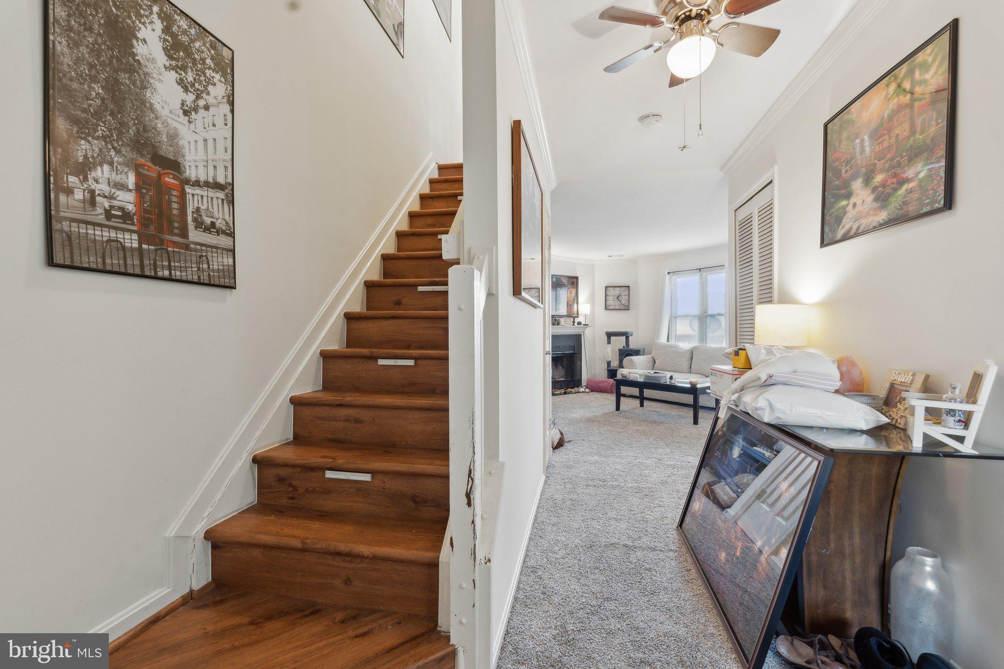 RIVERCHASE - Residential