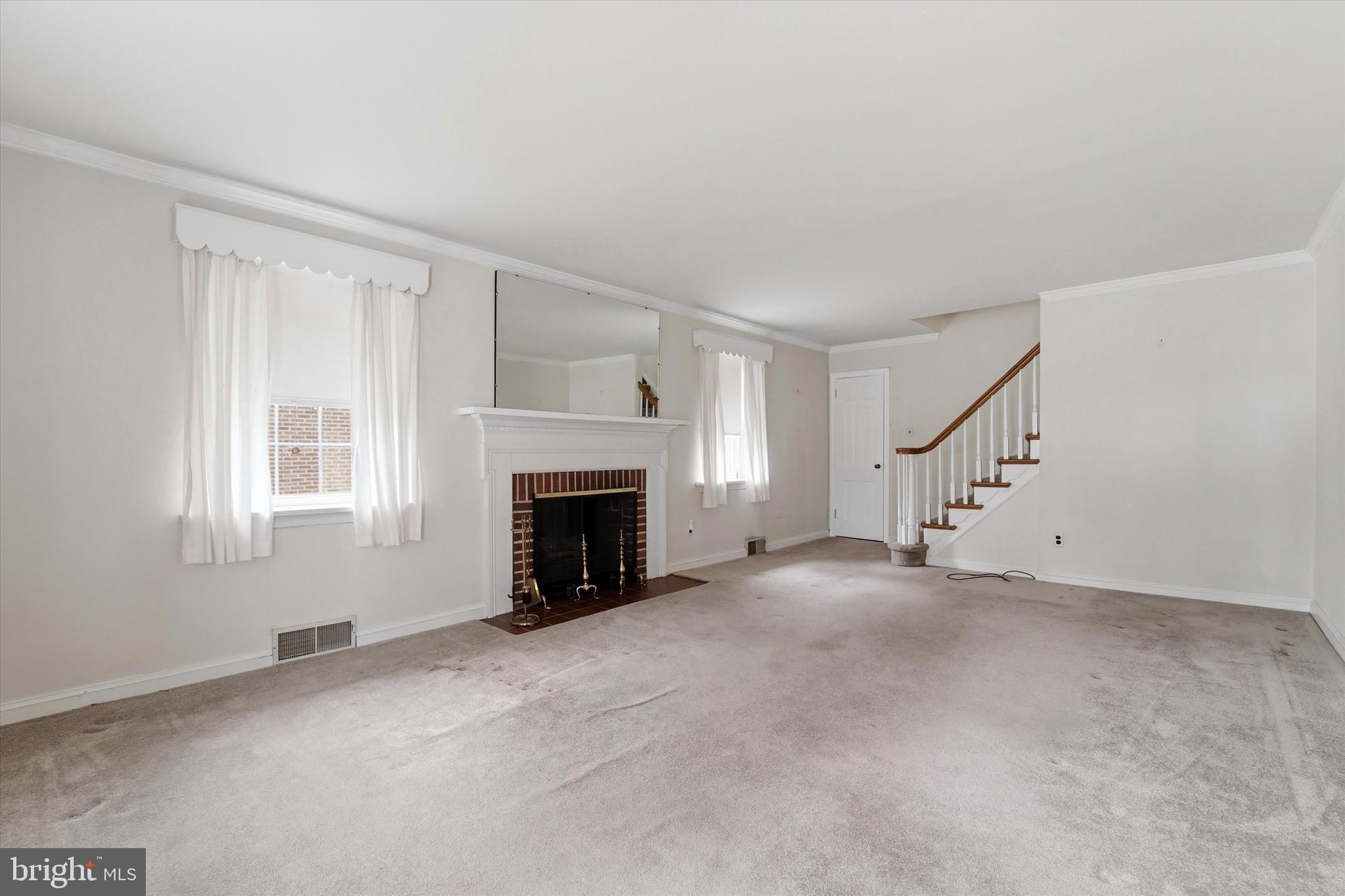 STONEY CREEK - Residential