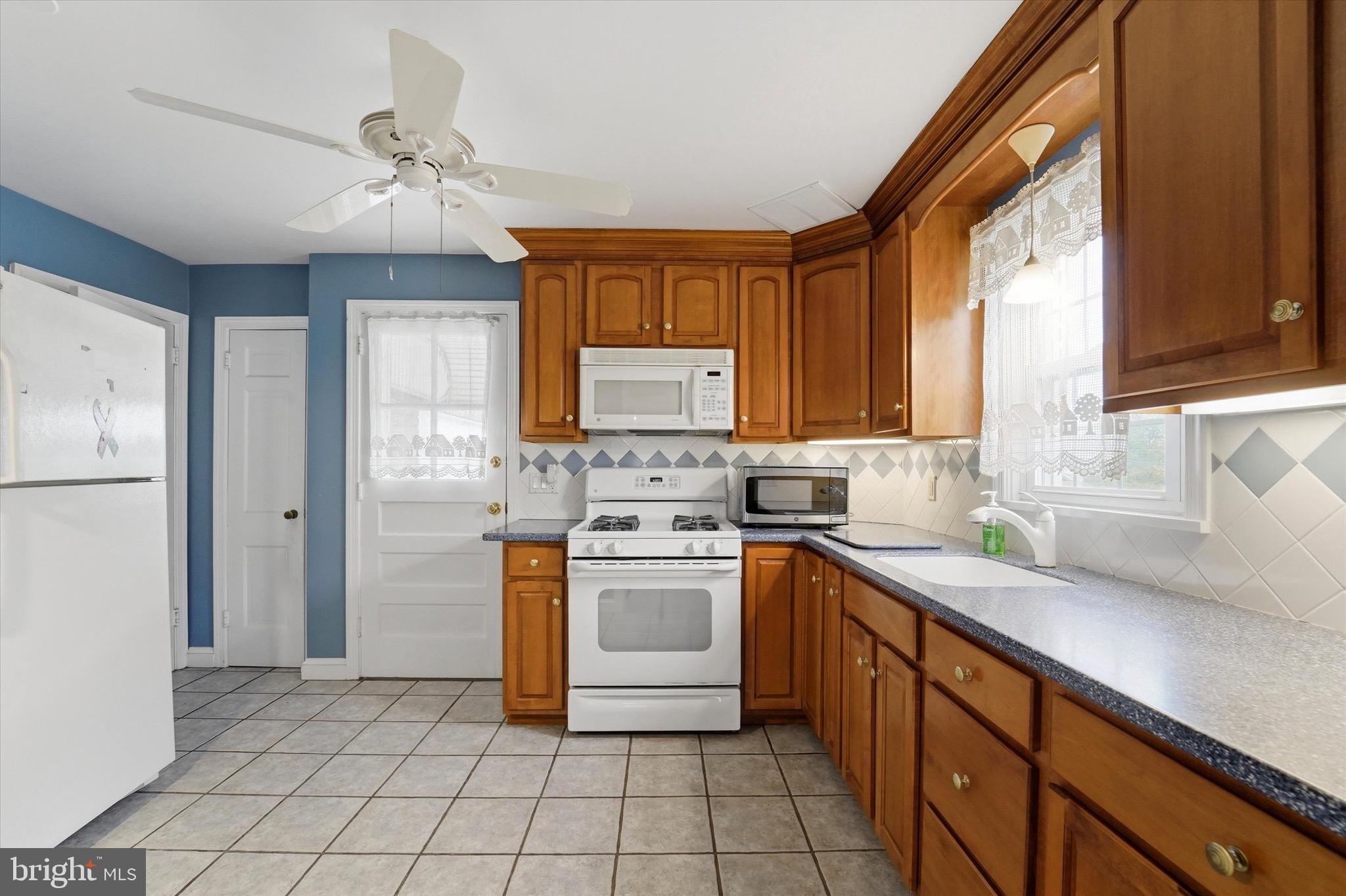 STONEY CREEK - Residential