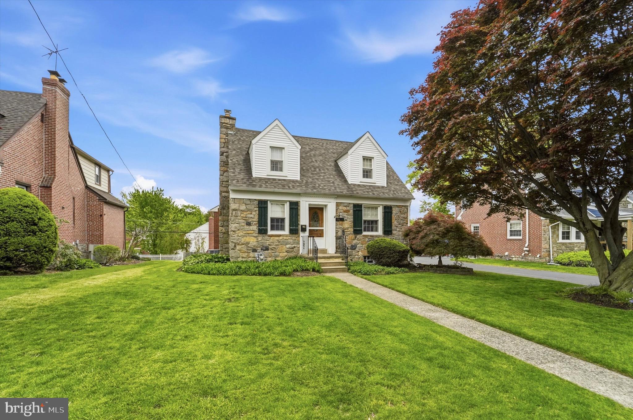 STONEY CREEK - Residential