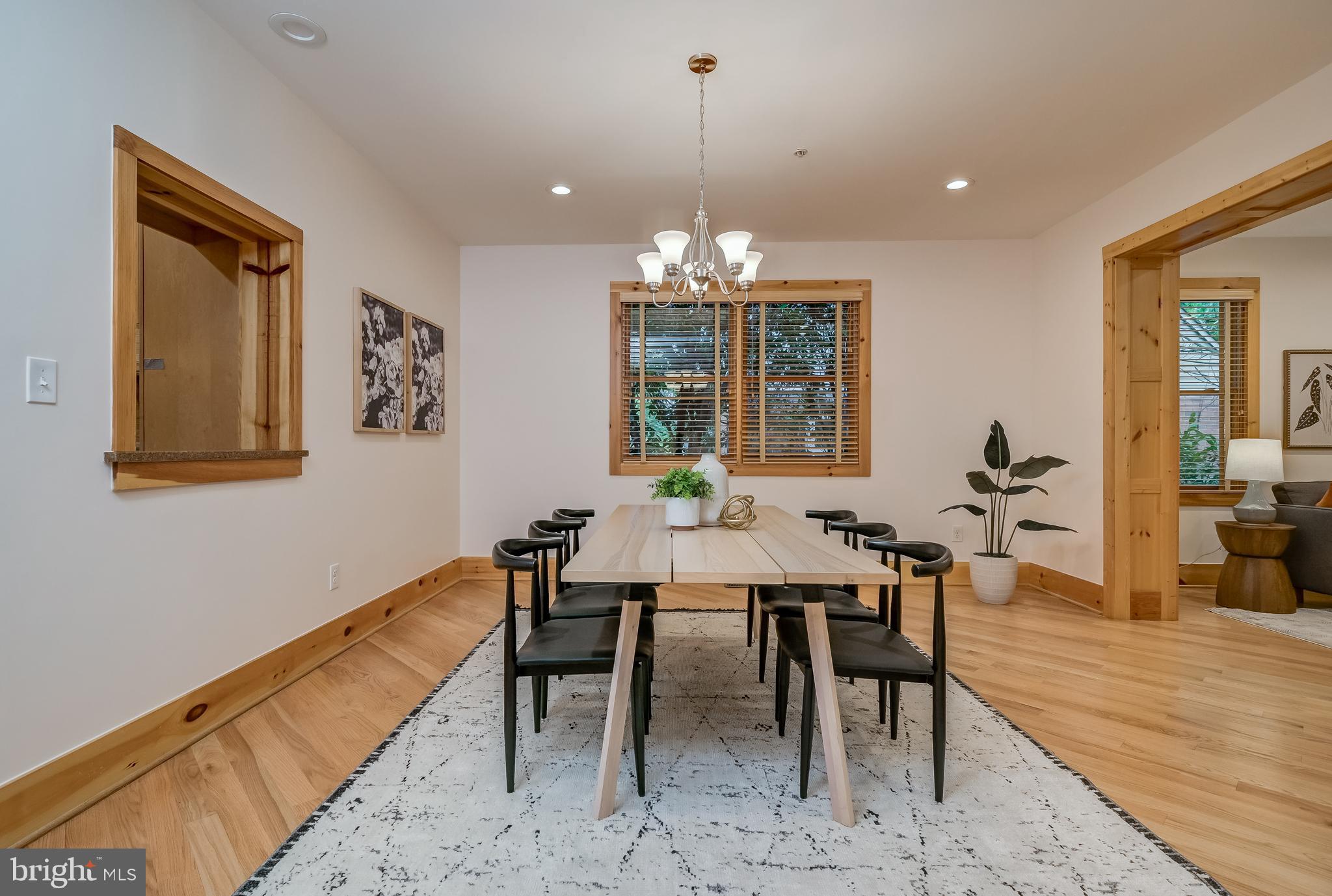 ALTA VISTA - Residential