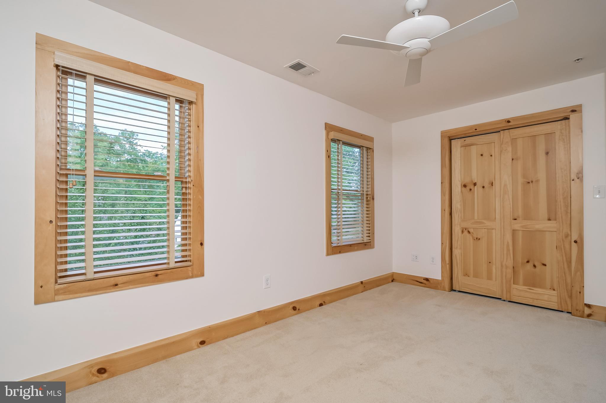 ALTA VISTA - Residential