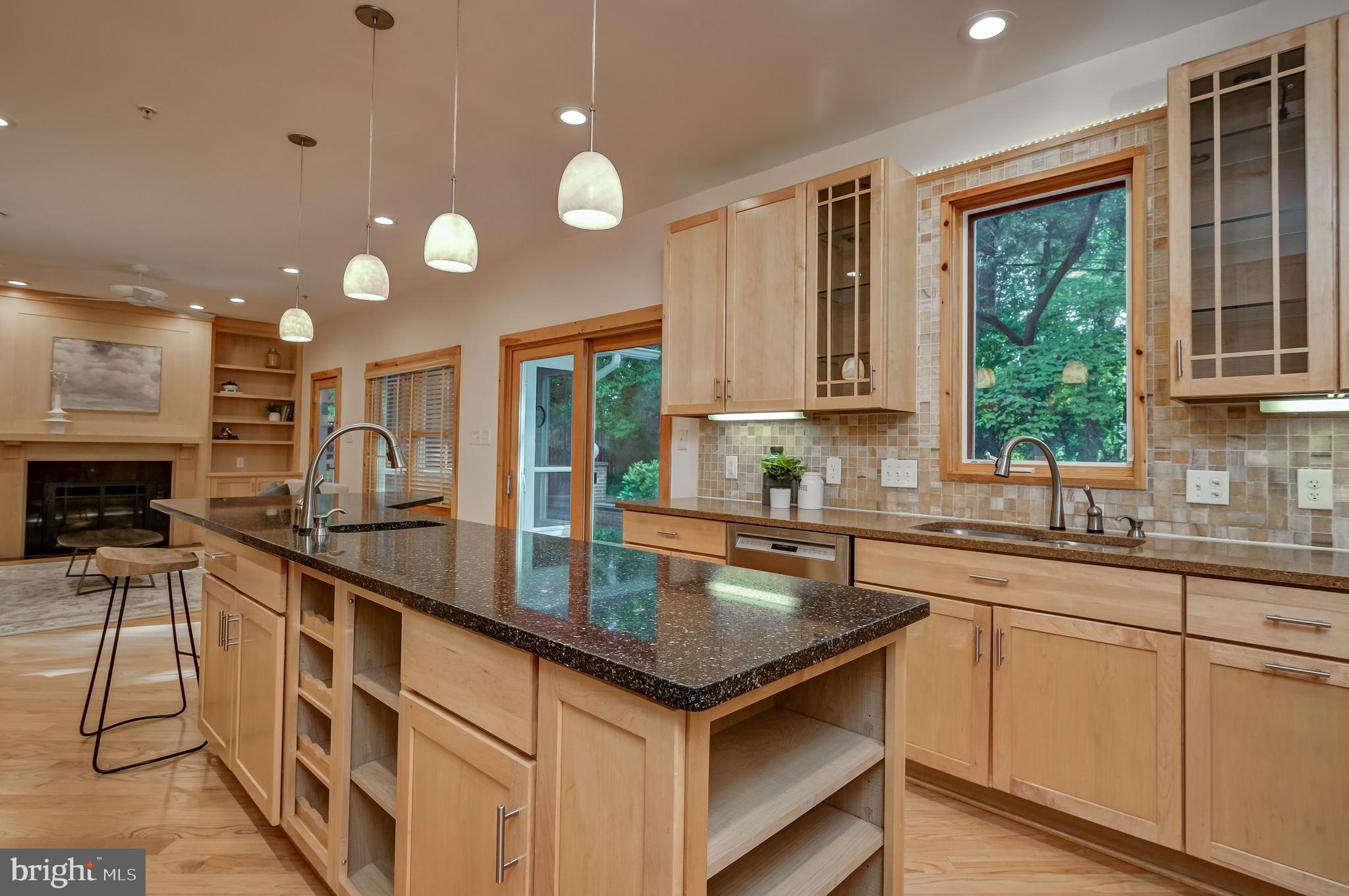 ALTA VISTA - Residential