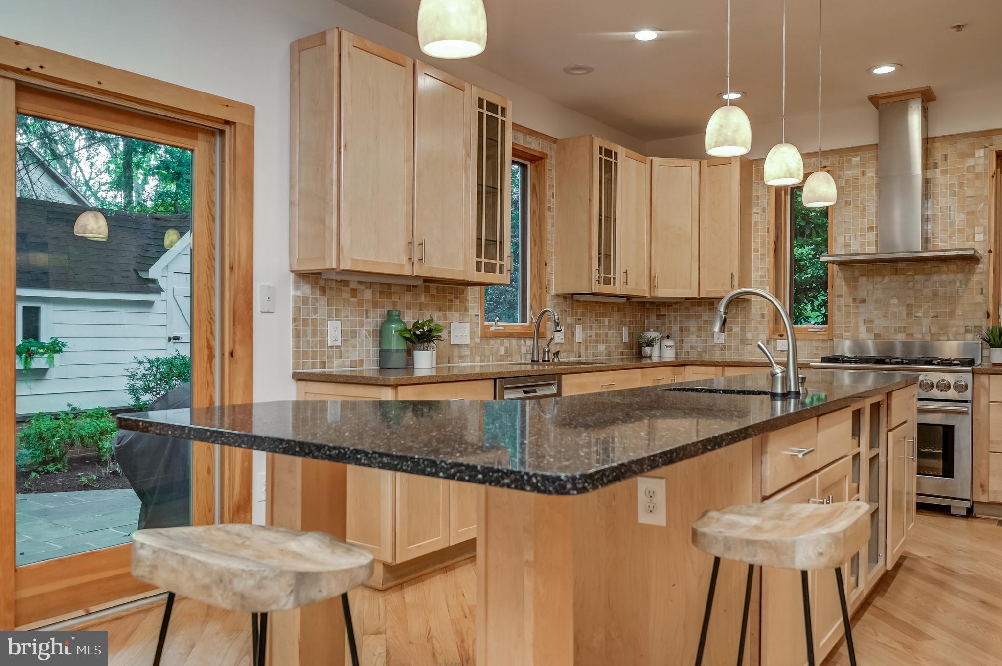 ALTA VISTA - Residential